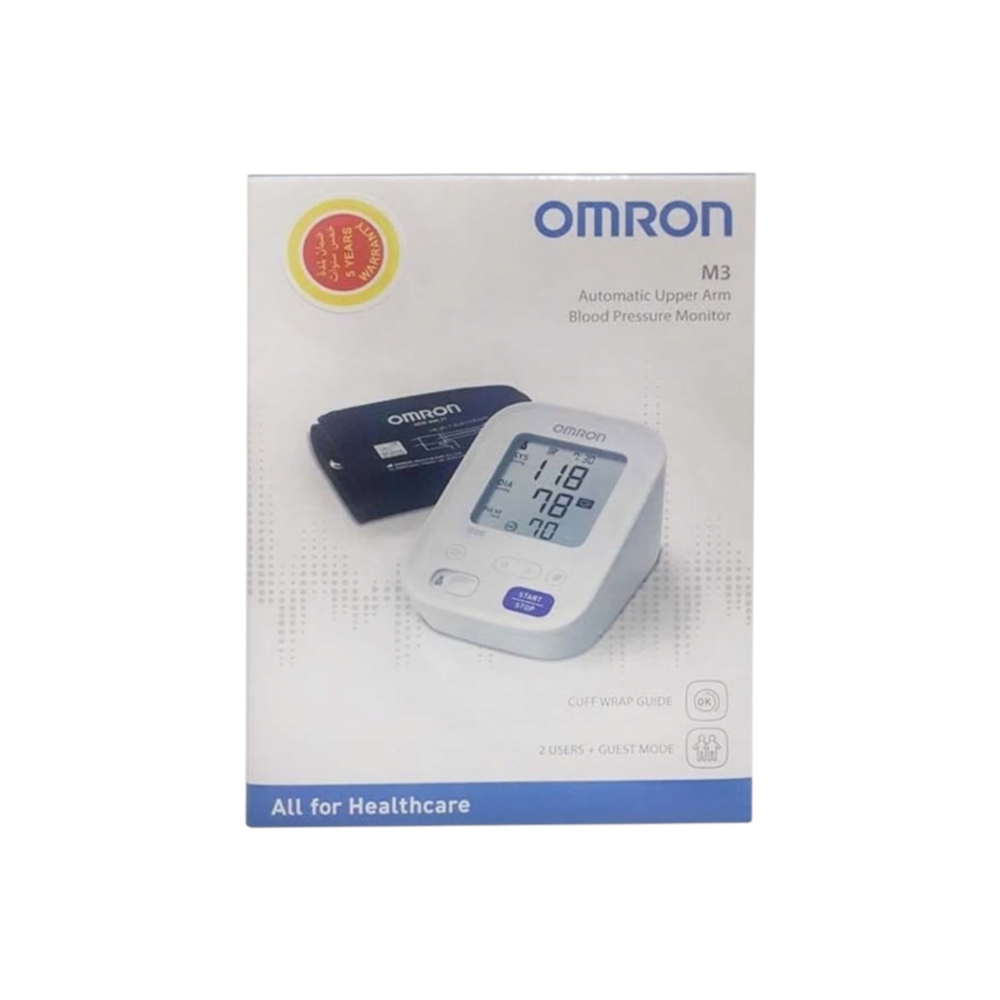 جهاز قياس ضغط الدم الأوتوماتيكي M3 من Omron يوضع على أعلى الذراع